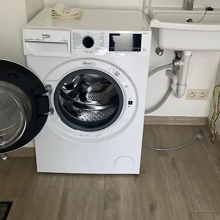 Alte Linde בוטגנבאך